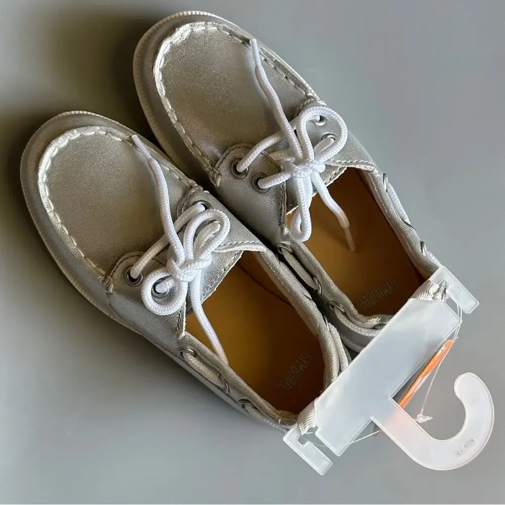 Gymboree  Little Girl’s Size 13 Silver Canvas Shoes Tennis Flat Sneakers…